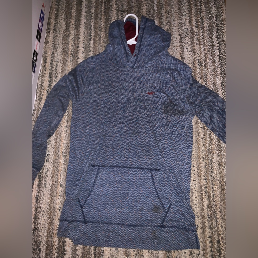 Small Hollister hoodie